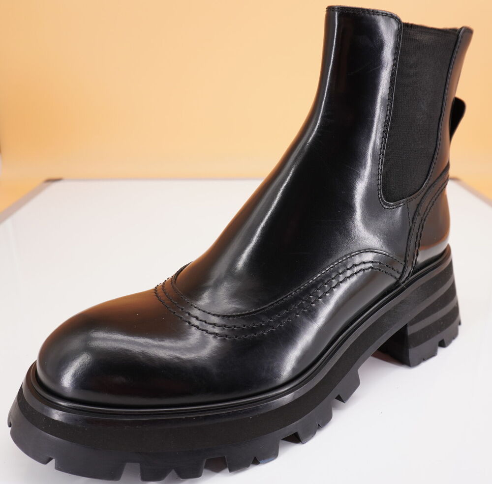 Alexander McQueen Wander Chelsea Black Shiny Leather Boot Size 39 New $990 Lug